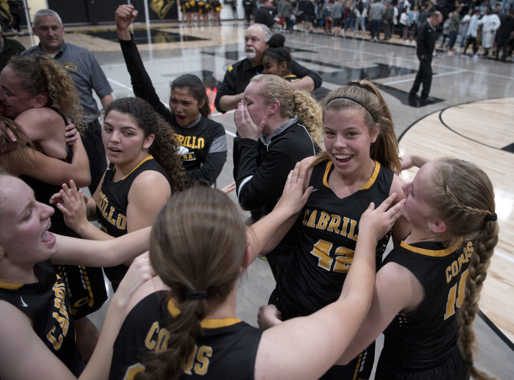 022418- CABRILLOGIRLSBBALL.23.JPG